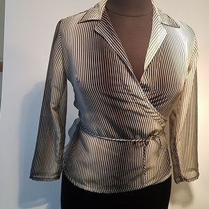 Womens unlined wrap shirt